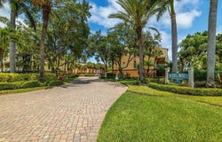 530 SANDY HOOK ROAD, TREASURE ISLAND, FL 33706