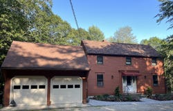 9 Rusty Bucket Lane, Kennebunk, ME 04043