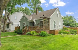 3253 Hampshire Avenue S, Saint Louis Park, MN 55426