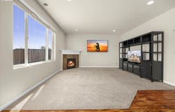 2890 23RD AVE, Albany, OR 97321