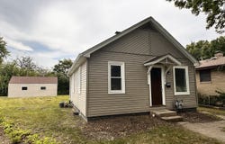 108 18th Avenue, Naplate, IL 61350