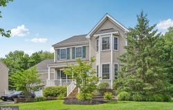 66 BAILLY DRIVE, BURLINGTON, NJ 08016