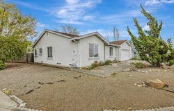 3695 Skyline DR, HAYWARD, CA 94542
