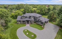 9533 Otchipwe Avenue N, Stillwater Twp, MN 55082
