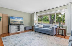 2905 W 70 1/2 Street, Richfield, MN 55423