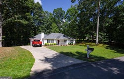 3243 Navajo, Gainesville, GA 30501