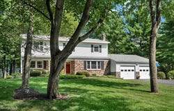 96 Appletree Lane, Clifton Park, NY 12065