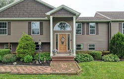 9263 Manchester Avenue SW, Beach City, OH 44608