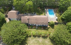 21 Friends Lane, South Dennis, MA 02660