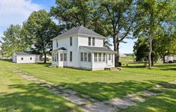 602 3rd Street, Malcom, IA 50157