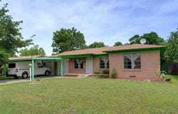 4805 Ira Street, Haltom City, TX 76117