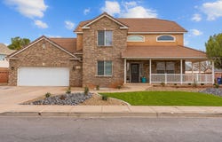 1974 N SAGEBRUSH Dr, Santa Clara, UT 84765
