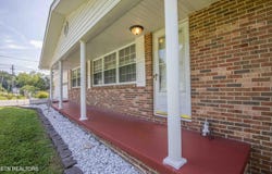 303 Sanford Ave, Clinton, TN 37716