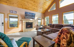 300/83 GCR 4431, Grand Lake, CO 80447