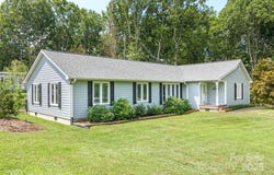 231 Kimberly Ann Drive, Hendersonville, NC 28792