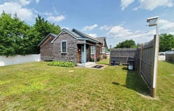 26 Wrentham St, Bellingham, MA 02019