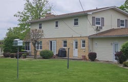 302 Hillcrest Dr., Hamilton, IL 62341