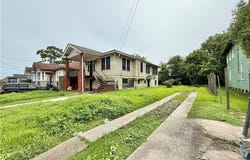 2521 ROBERT Street, New Orleans, LA 70115