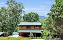 500 Beechwood Drive, Sylva, NC 28779