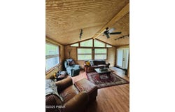 807 Woodland Court, Lords Valley, PA 18428