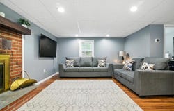 1042 Middleridge Drive, Gouldsboro, PA 18424