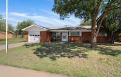 722 7th Street, Wolfforth, TX 79382