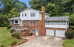 3601 Edgefield Road, Greensboro, NC 27409