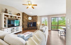 18 Brucker  DR, Bella Vista, AR 72715