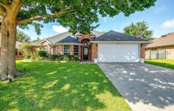 413 Jeffdale Drive, Burleson, TX 76028