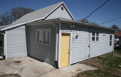 910 E Marion Street, Knoxville, IA 50138