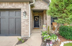 2908 Greenway Drive, Burleson, TX 76028