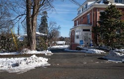 61 Crescent St, Northampton, MA 01060