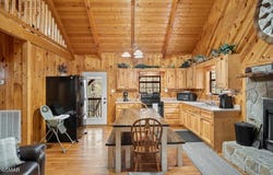 4164 Lumber Jack Way, Sevierville, TN 37876