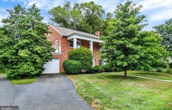 78 E BROADWAY, GETTYSBURG, PA 17325