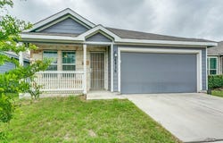 6826 Hibiscus Falls, San Antonio, TX 78218