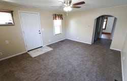 419 E Olive Street, Bolivar, MO 65613