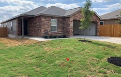 108 N Allington Cir, Jarrell, TX 76537