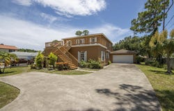 5176 Palm Way N, Lake Worth, FL 33463