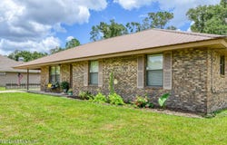 136 UNDERWOOD Drive, Palatka, FL 32177