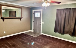 105 N. Hamill St., Crossville, IL 62827