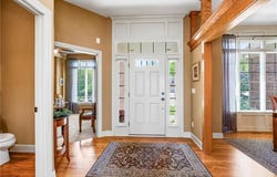 1930 Woodridge Drive, Leavenworth, KS 66048