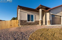 1316 Tierra Berienda, Pueblo, CO 81008