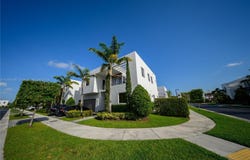 10126 NW 76th Ter, Doral, FL 33178