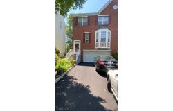11 Bobolink Ct, Wayne Twp., NJ 07470-2065