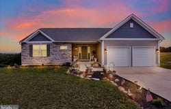 203 IDA RED DRIVE, LEESPORT, PA 19533