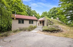 9420 E Traverse Highway, Traverse City, MI 49684