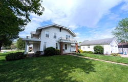 4335 River Road, Columbus, IN 47203