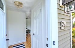 23 Robert Circle, Cranston, RI 02905