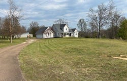 1020 Diggs Road, PARIS, TN 38242