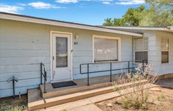 917 17th Street, Seagraves, TX 79359